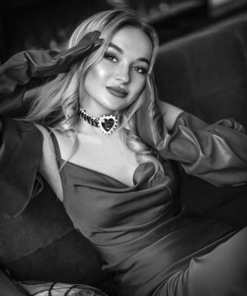 :sparkles:
🌟 Мои услуги – идеальное сочетание страсти и нежности. Буду рада подарить тебе массу приятных ощущений и удовлетворить все твои желания.
💫 Я знаю, как подарить тебе настоящее наслаждение. Будь уверен, что фотографии в моем профиле соответствуют действительности.
✨ Москва – мое родное место, и я знаю город как свои пять пальцев. Я могу стать твоей гидом по Москве и показать самые интересные места.
💌 Не бойся делиться своими фантазиями – вместе мы сможем осуществить их. Моя цель – сделать тебя счастливым и довольным. Отзывы моих клиентов говорят о моей профессиональности и таланте.
💋 Так что, если ты ищешь незабываемые эмоции и качественный отдых, не медли – свяжись со мной и мы встретимся в Москве! :sparkling_heart: Яна